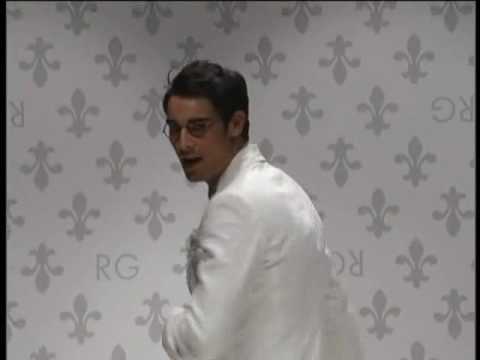 Romeo Gigli SS09 Full show