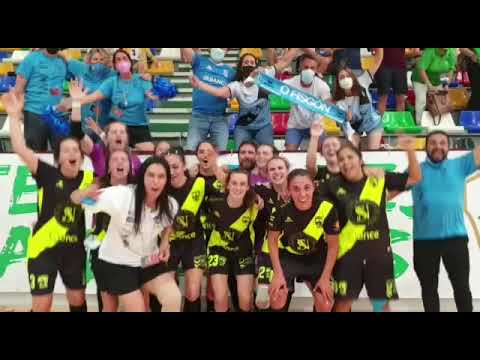 Las jugadoras del Ence Marín celebran el ascenso a Primera