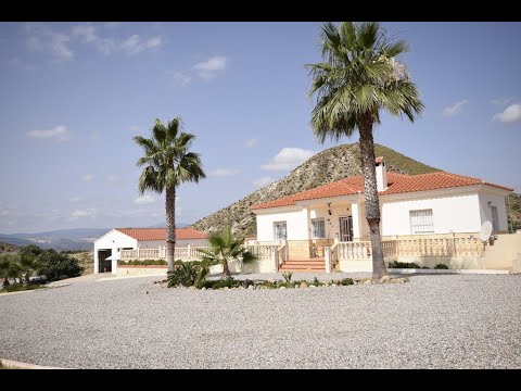 NOT AVAILABLE - Villa Zamba AH12696 - Large villa with a large plot, views, pool and garage