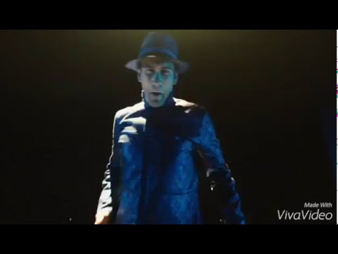 Red Bull-Flying Illusion