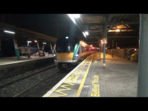 IE 22000 Class DMU 22216 - Dublin Connolly - 29/11/15
