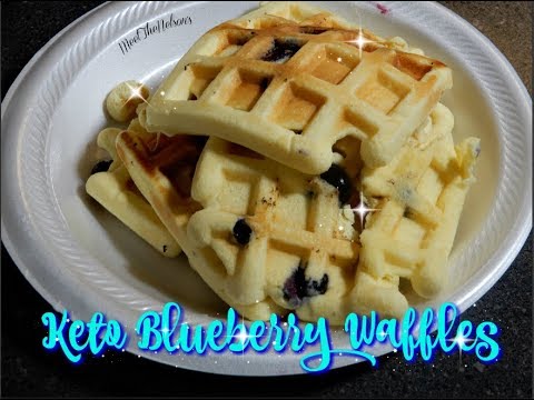 Super Easy Keto and low carb Waffles in under 10 minutes! #meetthenelson's
