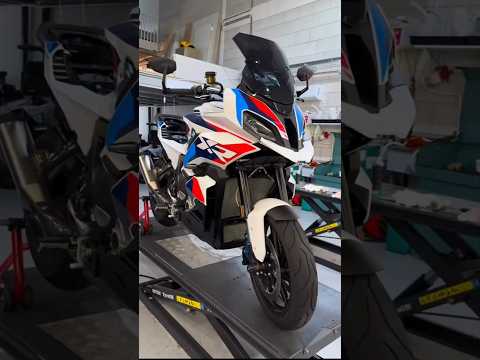 BMW S1000xr BMW m1000xr Lets install some velocity stacks from bt_moto