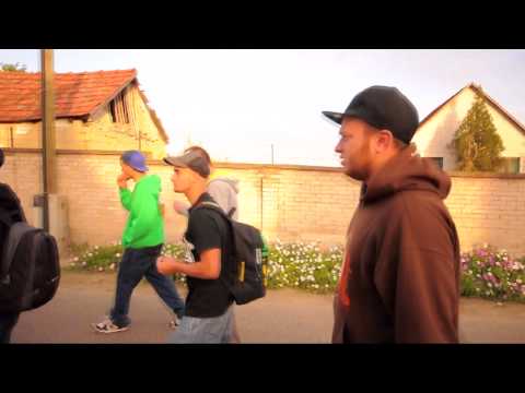 Hírwevők - EllenTÉT  (OFFICIAL MUSIC VIDEO 2013)