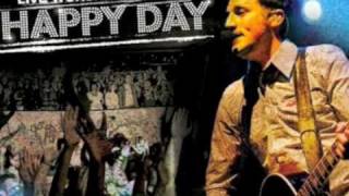 Tim Hughes (&amp; Ben Cantelon) - Happy Day (Live)