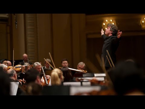 Hrůša Conducts R. Strauss' Also sprach Zarathustra
