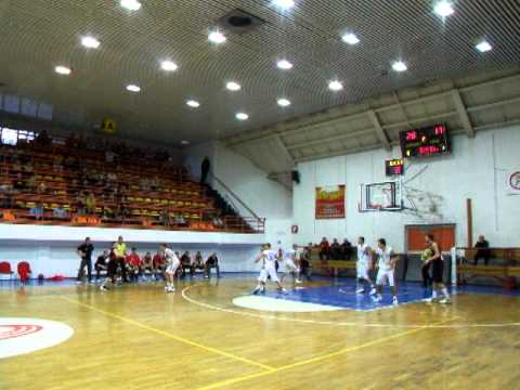 II liga 2010 Derby Pogoń Ruda Śl. - KK Bytom--wsad Stolarka