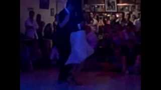Lucas Ernesto Paez  y Estefanía Baldi @ Milonga 10