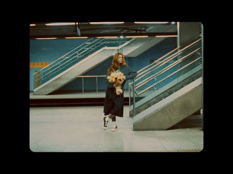 Elana Dara - Marlboro (Lyric Video Oficial)