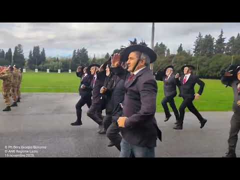 La corsa dei Bersaglieri ... Un'onda cremisi