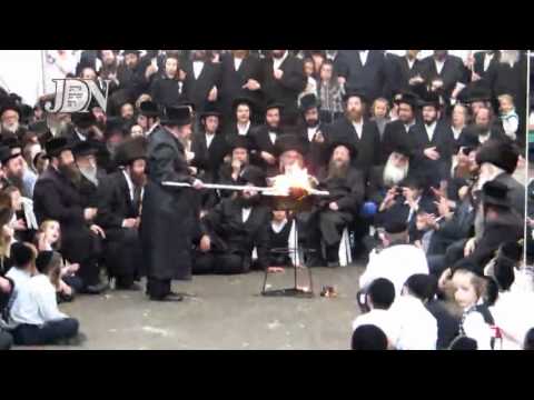 Lag Baomer 5774 With Rachmastrivka Rebbe In Meron