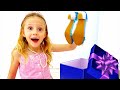 Nastya cresceu e foi às compras com o papai. Nastya cresceu e foi às compras com o papai.
