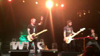 Art Of War - We The Kings (Live)