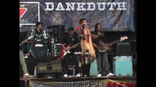 Download lagu SERA Empat mata mp3