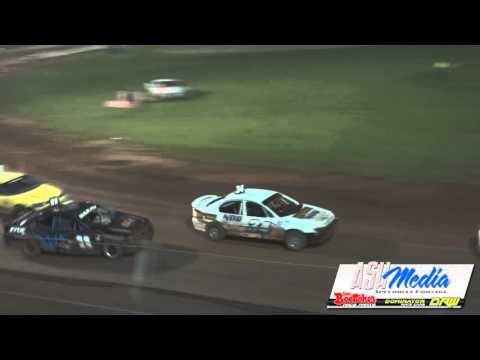 Production Sedans: Josh Harm around the Outside - Kingaroy Speedway