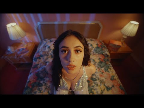 Naia Lika - Moonshine (Official Video)