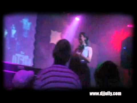 Dj Jully feat Mc Willians   A Kátia é maneira Dj Nenê