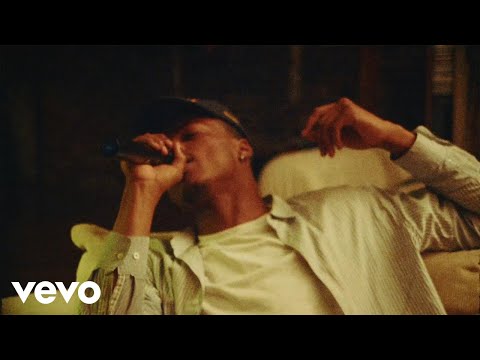 JEMS! (Elujay & J.Robb) - FLIGHTS (Live Performance)