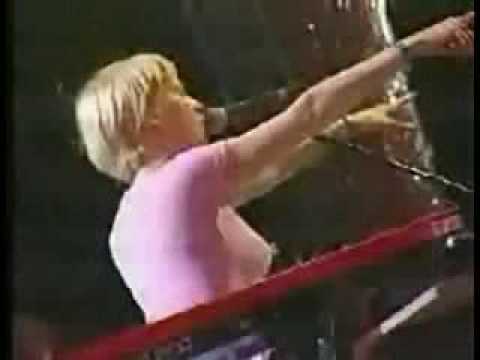 Dot Allison - We're Only Science - Live at Benicassim 2002