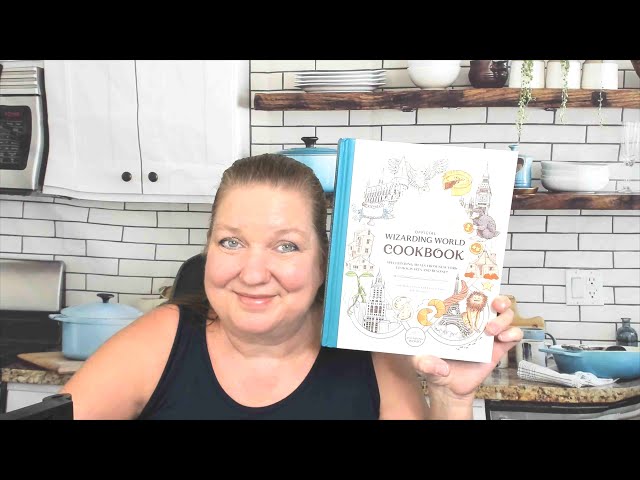 Vídeo relacionado con HARRY POTTER / ANIMALES FANTASTICOS: EL LIBRO DE COCINA OFICIAL DEL MUNDO MAGICO: 1