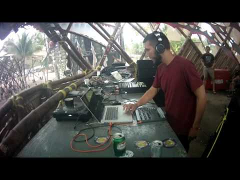 up 13 - via axis - video 1