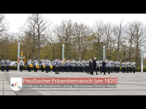 Prussian Inspection March live German Army Band Siegburg - when the CIC inspects his troops