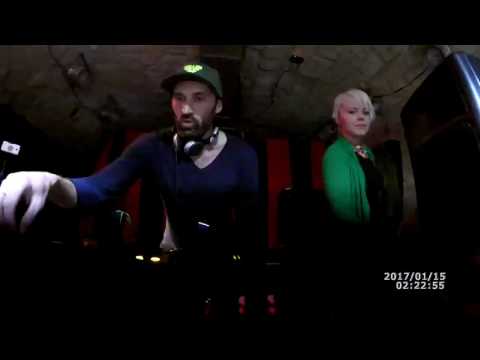 Derrick + Tonika - Stylish Dancer Live at DNB Parade 2017