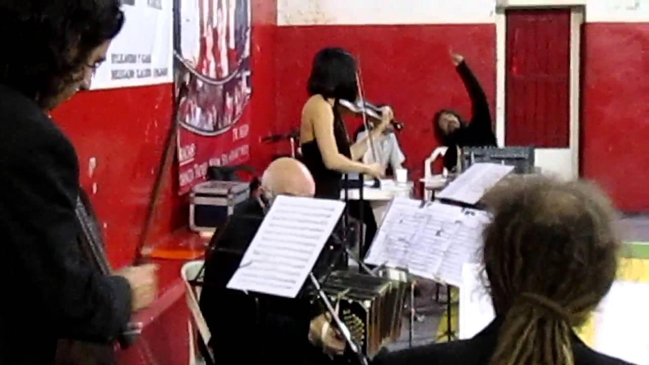 MILONGA CLUB HURACAN CON LA ORQUESTA LOS HEREDEROS DEL COMPAS - TANGO EN BUENOS AIRES