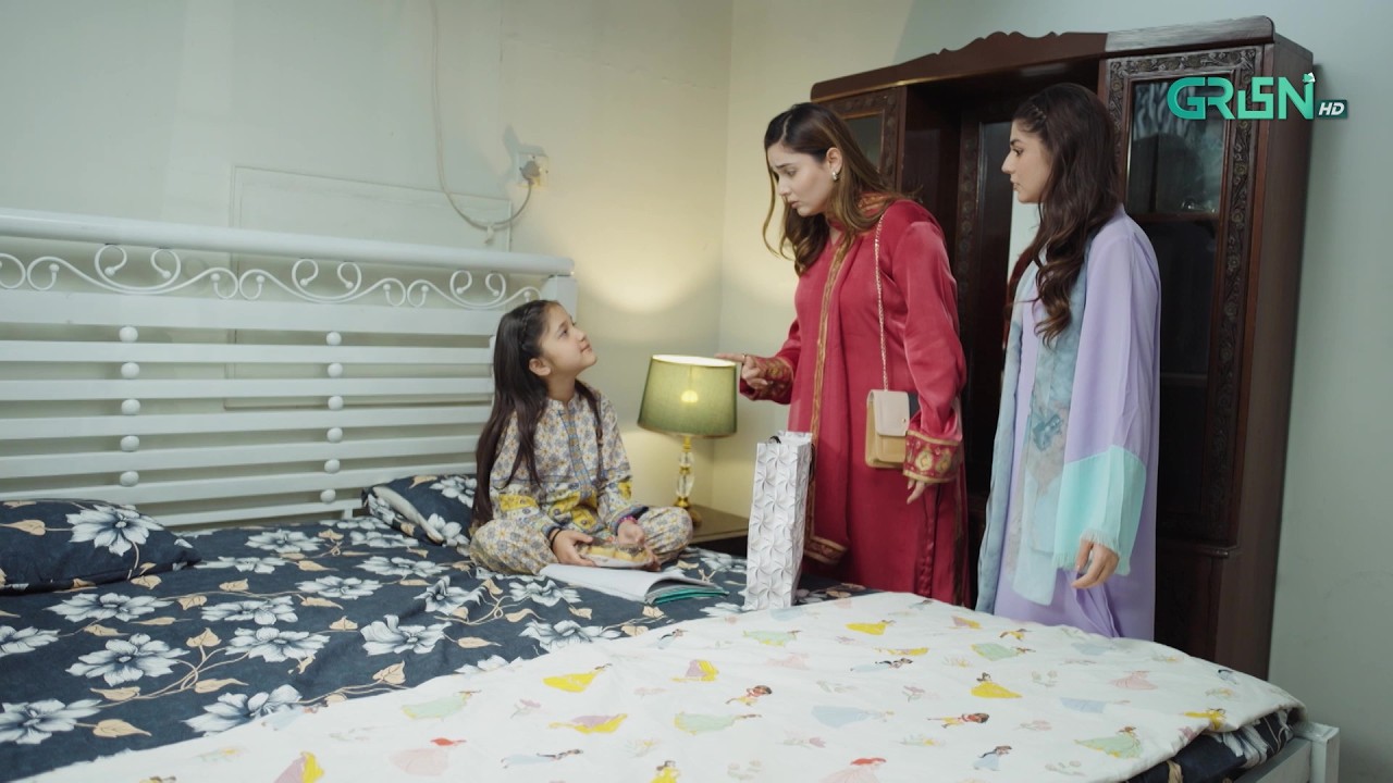 Maa Baap Ki Wajah Se Bachi Pe Bura Asar | Humnava | Sumaiya Bukhsh - Hunain Shahid | Green TV