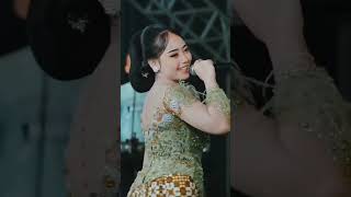 Download lagu viral silvy Javanese song #dj #viralvideo #youtubeshorts #ytshorts mp3 Download lagu viral silvy Javanese song #dj #viralvideo #youtubeshorts #ytshorts mp3
