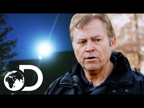 外星人的高速公路 (Team Of Investigators Communicate With UFO | Alien Highway)