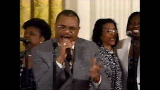 Walter Hawkins Singing &quot;Marvelous&quot; at the White House
