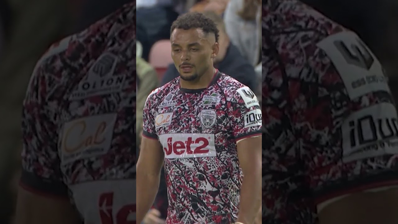 Hanley the Goal Kicker? 🤔🤣 #superleague #shorts