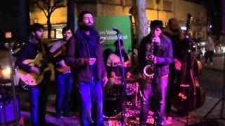 satin doll-Esmolband Swing