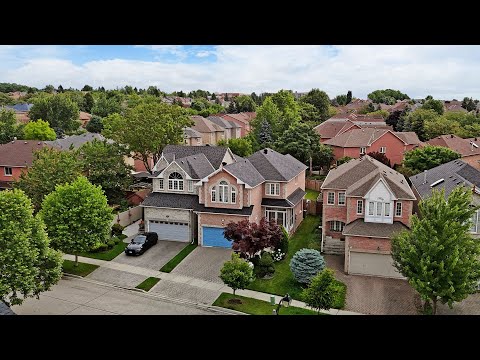 JUST LISTED: 77 Houndsbrook Crescent, Markham (Kennedy Rd/ Carlton Rd) FOR SALE: $1,728,800