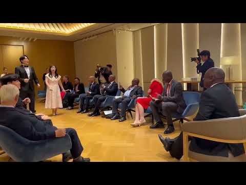 9th Japanese TICAD Summit: Wahamba Nathi Siyabonga | Japanese Duo Sings for Cyril Ramaphosa