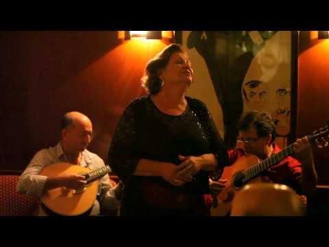 Fado, Flora Silva, "A janela do meu peito" (Problemas no som)