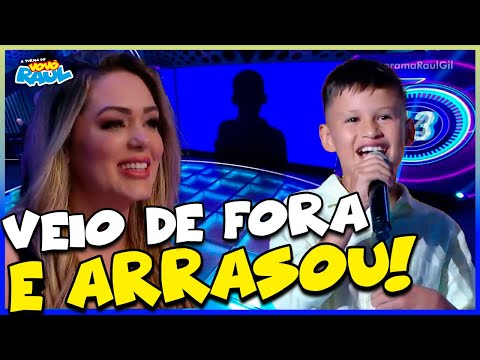 ELE TEM SÓ 11 ANOS, VEIO DO PARAGUAI E ARRASOU NO PALCO DO SHADOW BRASIL NO PROGRAMA RAUL GIL