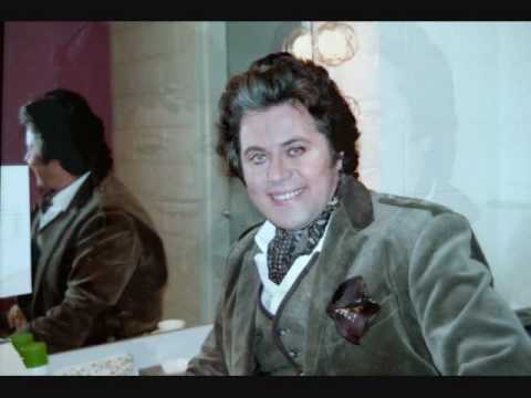 VYACHESLAV POLOZOV - " Vittoria! Vittoria!!!.." - Tosca