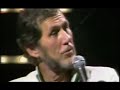 Chet Atkins plays Blue Ocean Echo