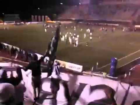 "Aunque no salgas campeon" Barra: Vltra Svr &bull; Club: Comunicaciones