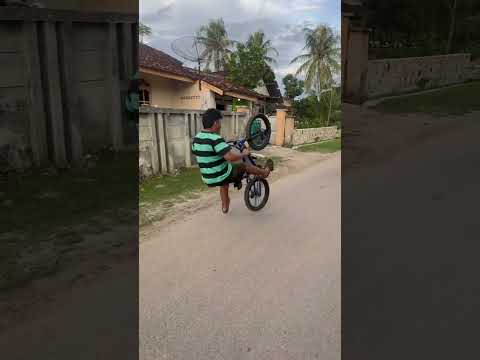 tutor jemping 🤣🤣 #shorts #lucu #komedi