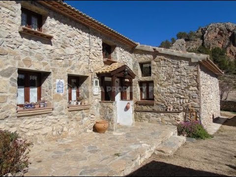 Video tour of Cortijo Serval in Purchena - Almeria Property Finder
