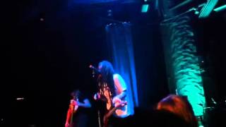 Whip it - Love And Death