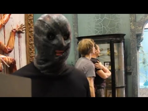 The Collection 2012 - Behind the Scenes | Randall Archer "Nobody Wants to Talk to Me"