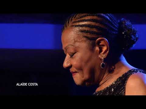 Alaíde Costa no "Prêmio Divas da Música Brasileira"  (2010) - música Absinto (Fátima Guedes)