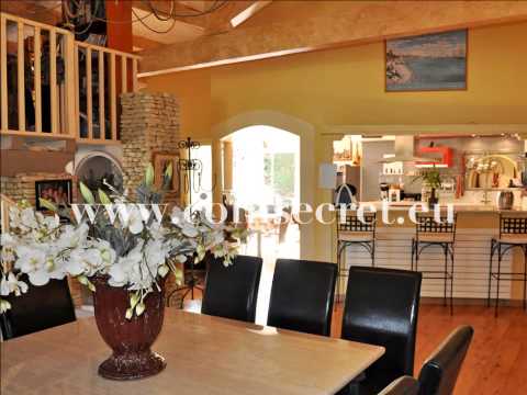 Robion, Ferienhaus mit Schwimmbad für Urlaub in der Provence.  Für 10 Personen