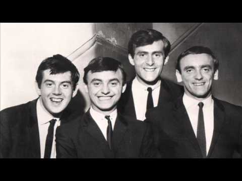 Don't Let the Sun Catch You Crying - Gerry and The Pacemakers