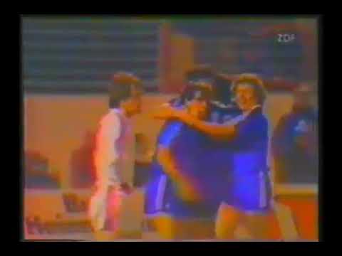 ECC 1982-83. Semi-finals. Hamburger SV - Real Sociedad. Highlights.