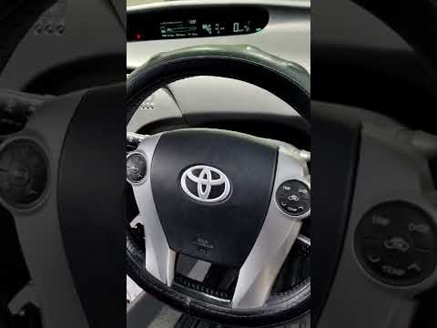 Prius активный круиз. Шлейф круиз контроля тойота приус 30. Тойота аква круиз контроль панель. Руль на prius alpha. Кожаная оплётка руля приус 50.
